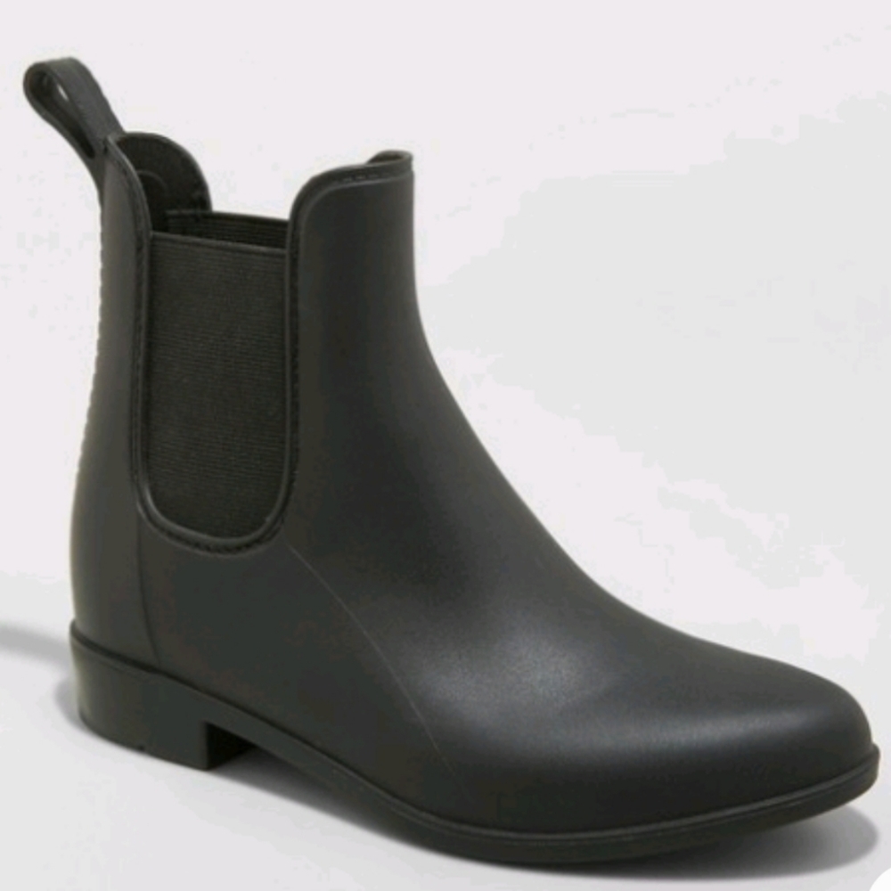 A New Day short rain boots